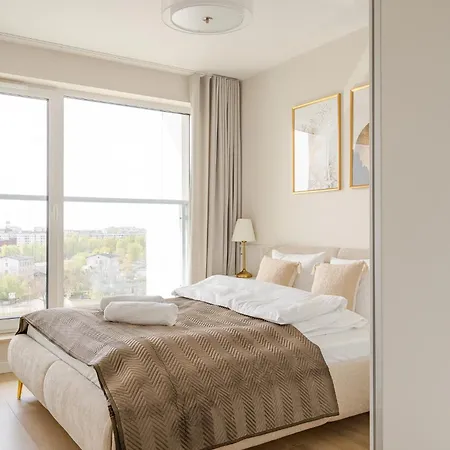 Rentplanet - Braniborska Διαμέρισμα